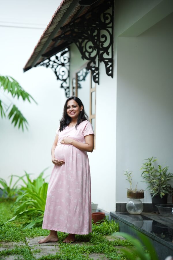 PINK WHITE FLOWER PRINT  ZIPLESS FEEDING  MODEL